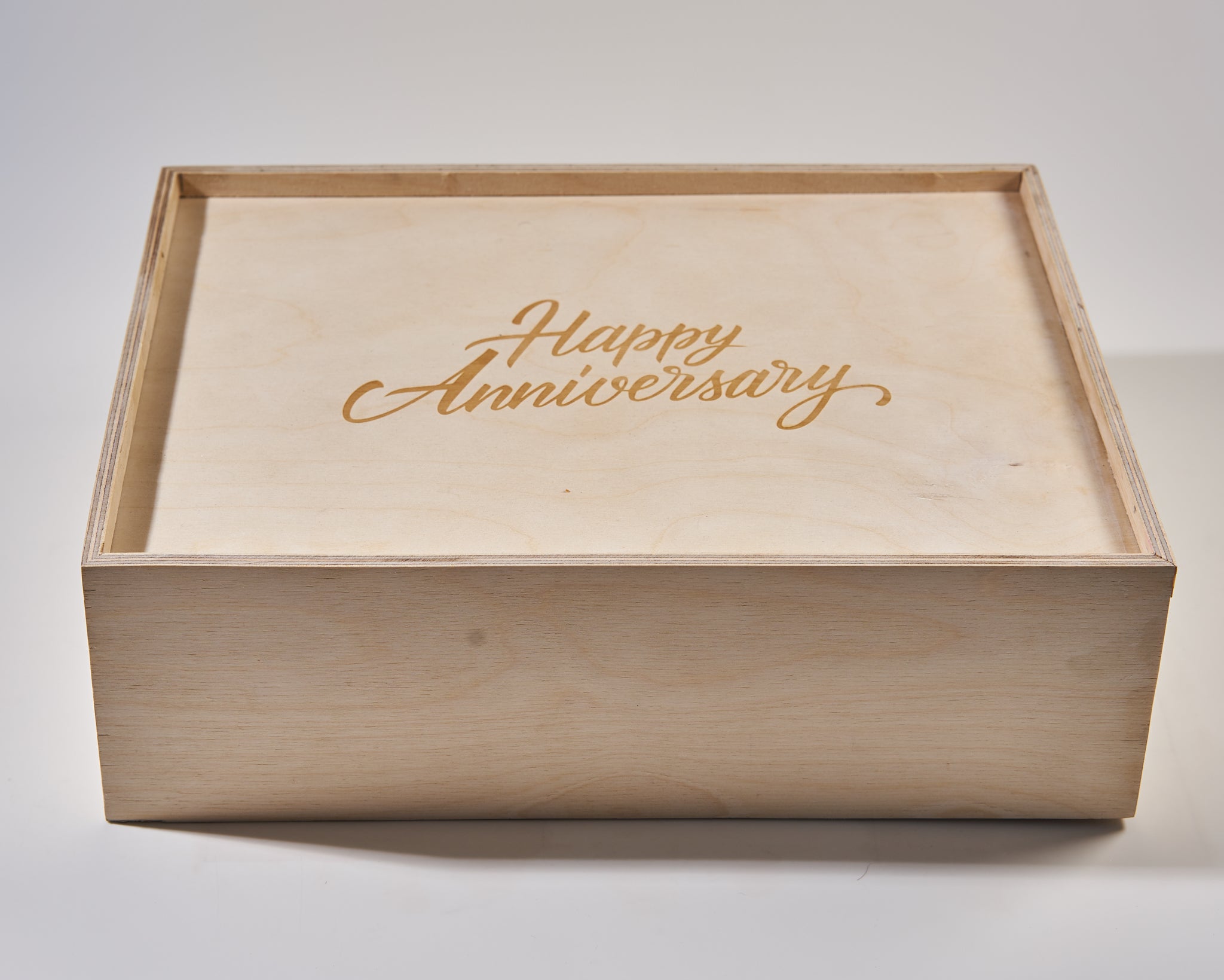 Wine Bottle and Two Glasses Gift Box / Personalized Gifts